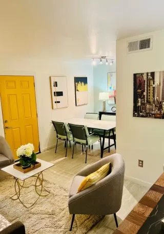 Photo #3: 4908850 Listing 