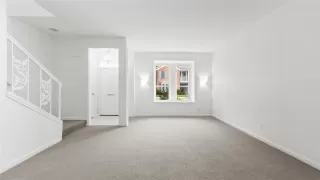 Photo #1: 49132086 Listing 