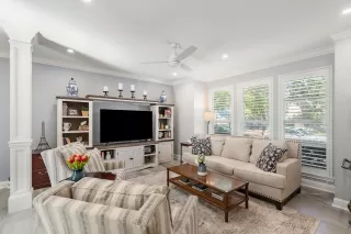 Photo #6: 4941753 Listing 