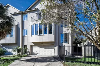 Photo #2: 49761346 Listing 