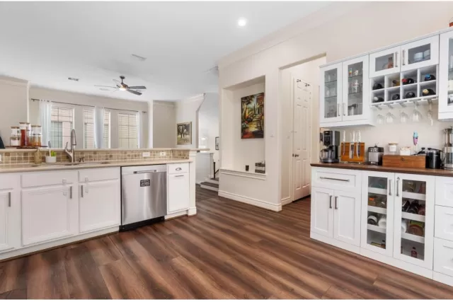 MLS: 49976690 Condo For Sale