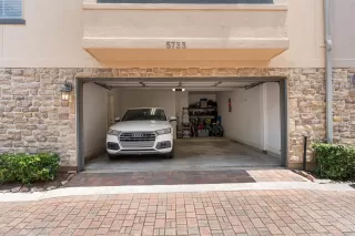 Photo #3: 49976690 Listing 