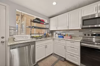 Photo #5: 50163277 Listing 