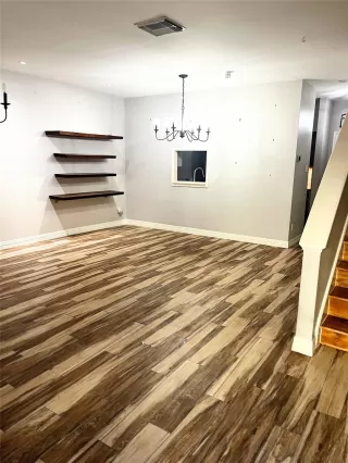 Photo #3: 50419867 Listing 