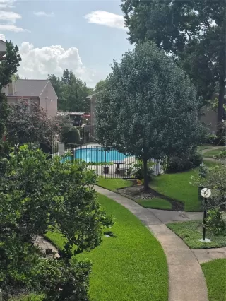 Photo #3: 50614313 Listing 