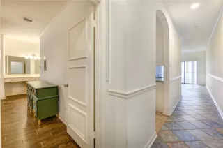 Photo #5: 50688491 Listing 