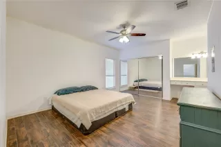 Photo #6: 50688491 Listing 