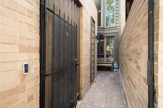 Photo #3: 50689920 Listing 