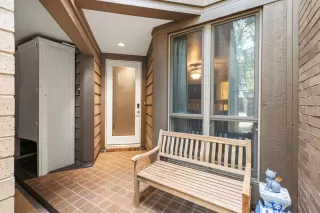 Photo #4: 50689920 Listing 