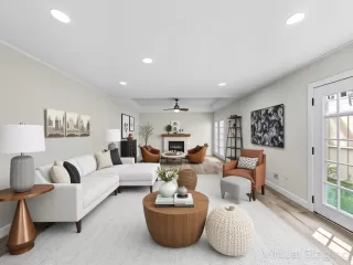 Photo #4: 50764955 Listing 