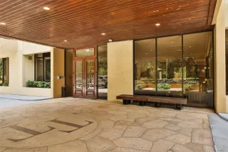 Photo #2: 51092199 Listing 