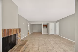 Photo #2: 51171963 Listing 