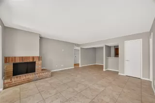 Photo #3: 51171963 Listing 