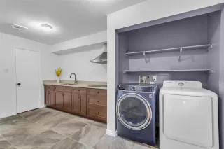 Photo #6: 51728669 Listing 