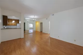 Photo #3: 51764101 Listing 