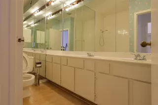 Photo #5: 51764101 Listing 