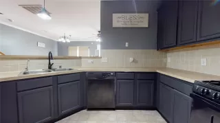 Photo #6: 51808163 Listing 