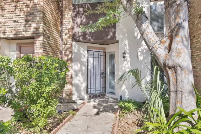 MLS: 51811626 Condo For Sale