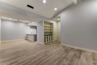 Photo #2: 52026079 Listing 