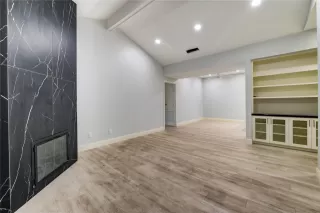 Photo #4: 52026079 Listing 