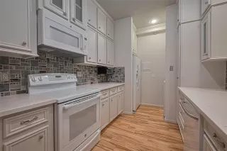 Photo #4: 52032588 Listing 