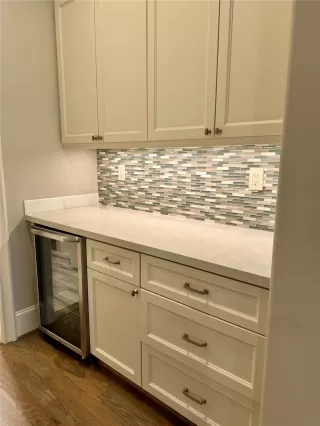 Photo #5: 52207667 Listing