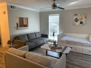 Photo #5: 52232377 Listing 