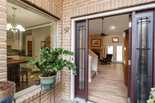 Photo #3: 52360226 Listing 