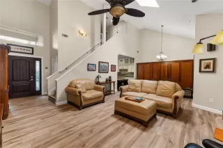 Photo #6: 52360226 Listing 