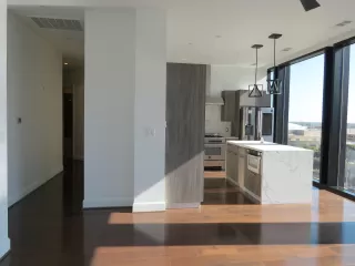 Photo #1: 52377477 Listing 