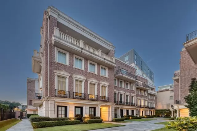 MLS: 52427830 Condo For Sale