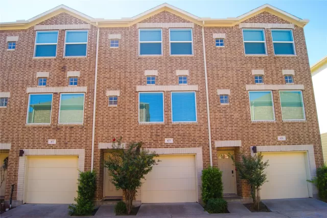 MLS: 52583305 Condo For Sale