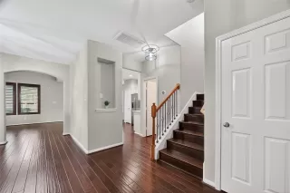 Photo #3: 53439518 Listing 