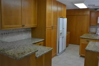 Photo #5: 53674132 Listing 