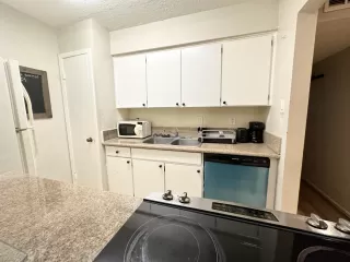 Photo #6: 54782670 Listing 