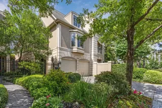 Photo #1: 54827897 Listing 