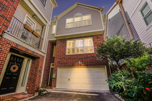 MLS: 55153553 Condo For Sale