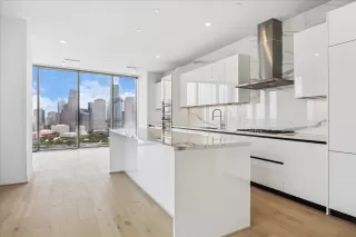 Photo #2: 55279762 Listing