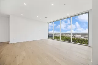 Photo #4: 55279762 Listing