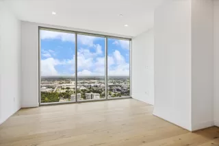 Photo #5: 55279762 Listing