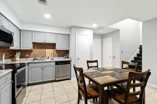 Photo #2: 55334119 Listing 