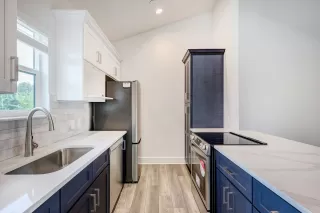 Photo #4: 5557986 Listing