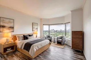 Photo #5: 55844543 Listing