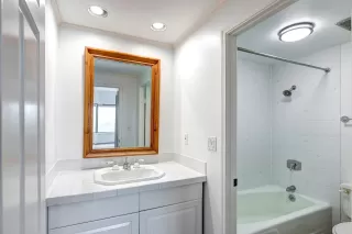 Photo #6: 55844543 Listing