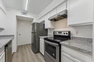 Photo #1: 55866909 Listing 