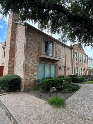 More Details about MLS # 56035420 : 2323 AUGUSTA DRIVE # 20