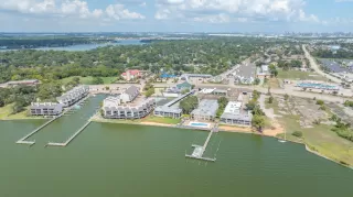 Photo #5: 56228127 Listing 