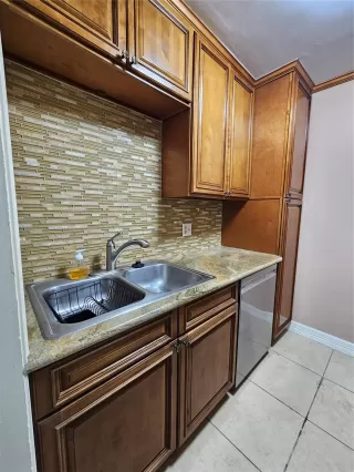 Photo #1: 56276537 Listing 