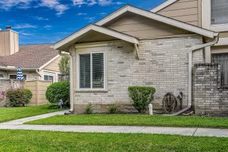 Photo #2: 56400092 Listing 