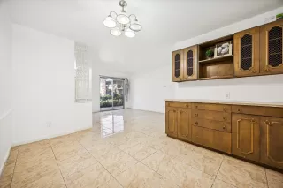 Photo #3: 56787480 Listing 